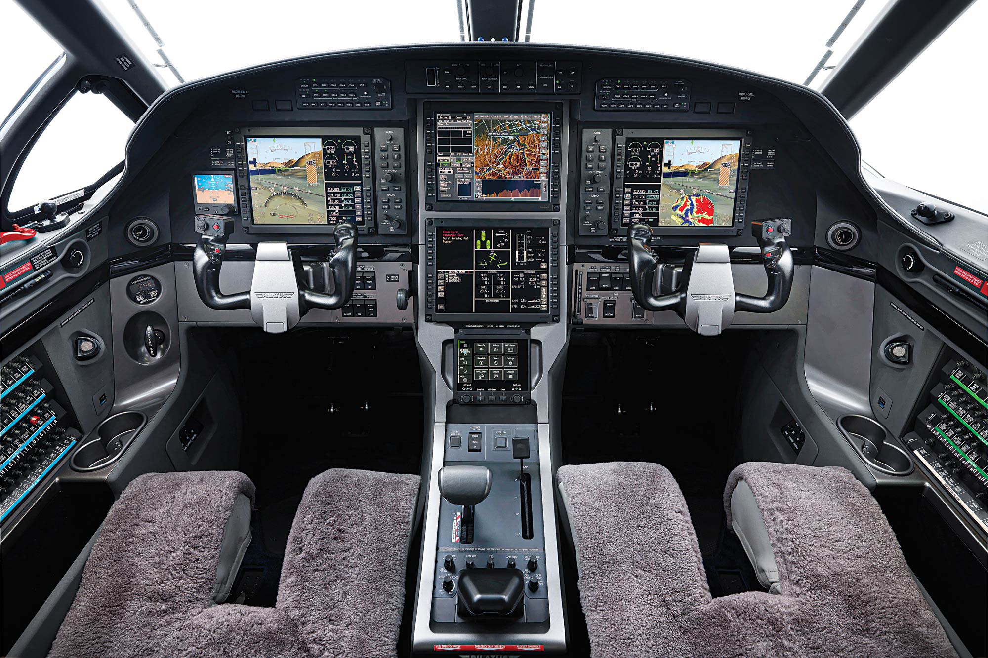 Pilatus PC-12 NGX Cockpit mit Honeywell Apex